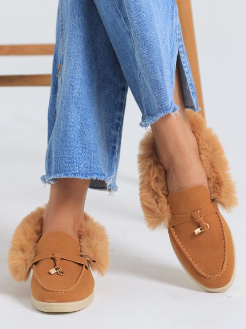 Cozy Fur-Trimmed Flats