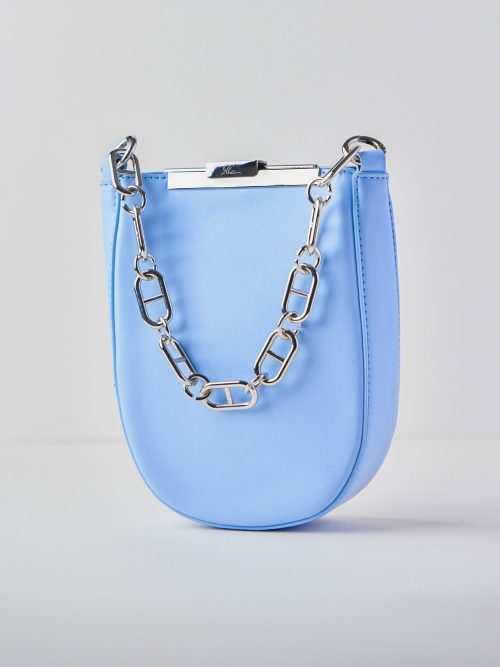 Elegant Leather Handbag with Statement Chain