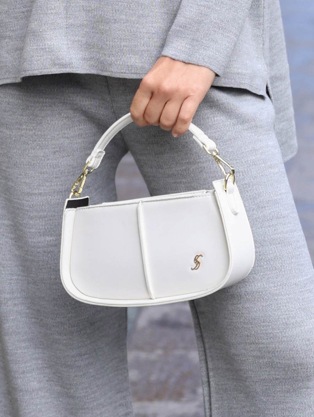 L182 White (1)