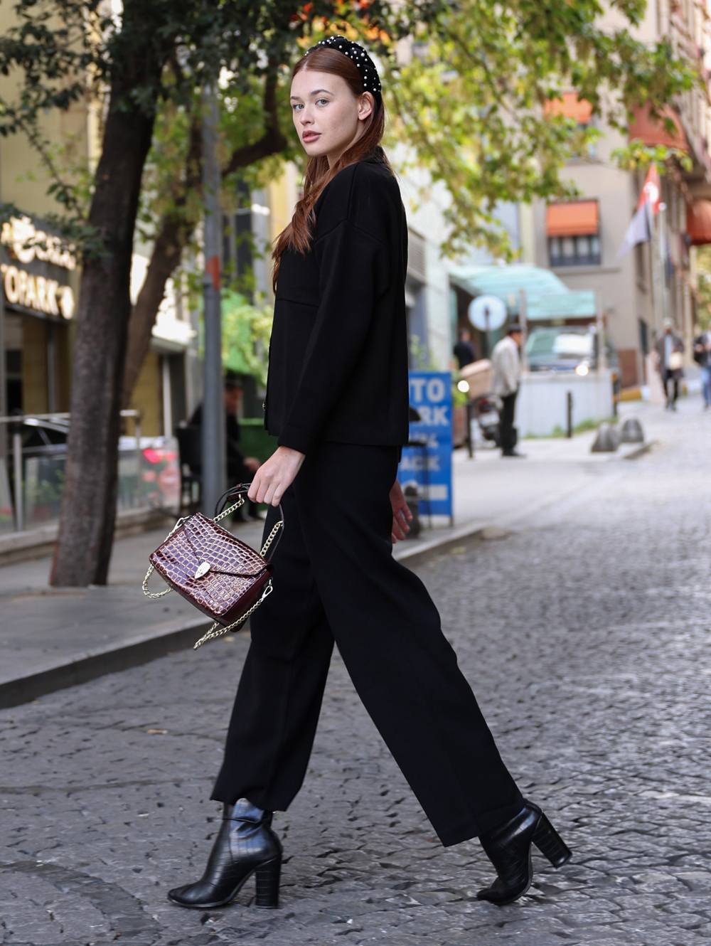 SC-8052 BLACK (1)