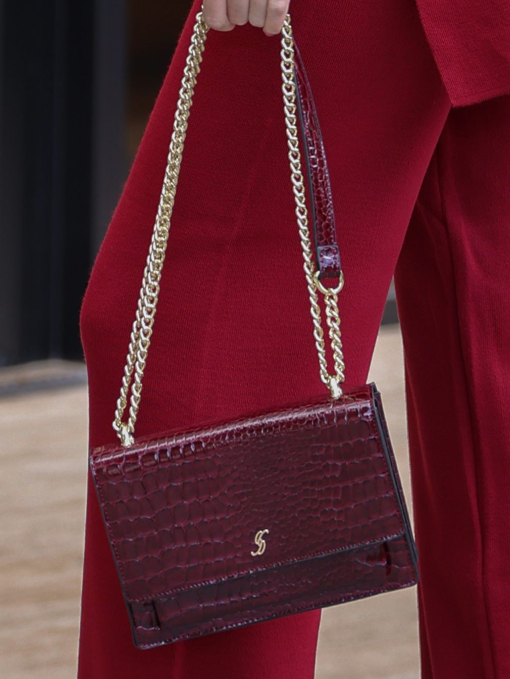 l169 Maroon (3)