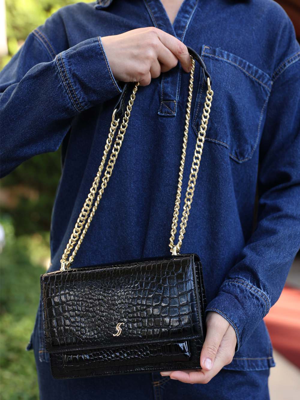 l169 black (3)