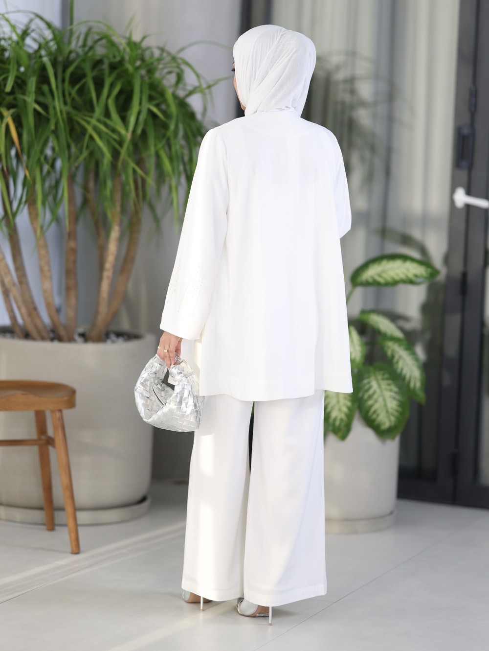 sc-486 white (1)