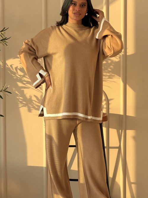 Chic Comfort Sweat Set with Stylish Detailing